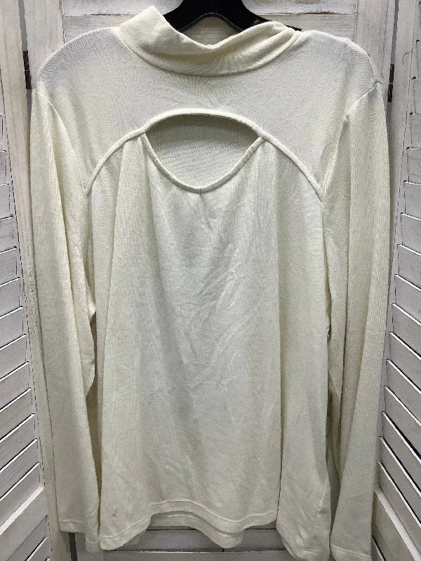 women's tops for those who prefer classic over trendy stylesTop Long Sleeve By Clothes Mentor In Cream, Size: 3x