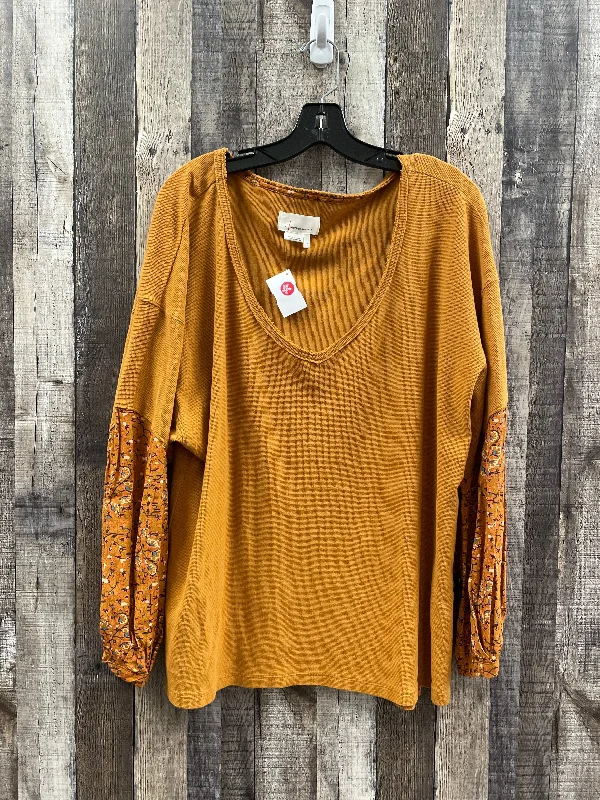 women's tops for those who want to add a touch of elegance and sophistication to their everyday wearTop Long Sleeve By Anthropologie In Multi-colored, Size: L