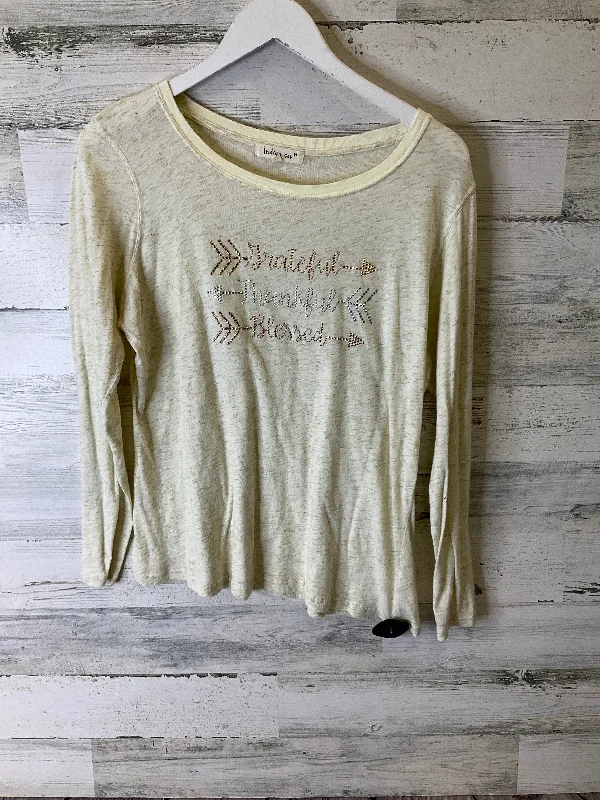 women's tops for those who want to elevate their everyday wear with chic and elegant piecesTop Long Sleeve By Indigo Soul In Cream, Size: L