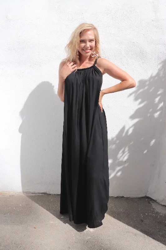 Glitter DressMariah Maxi Dress In Black