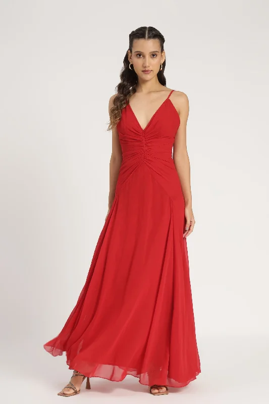 Chic DressWhitley Maxi Dress in Red