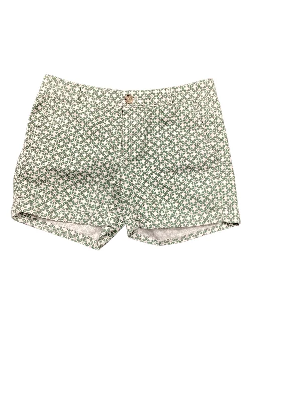 women's stretch shortsShorts By Banana Republic  Size: 6