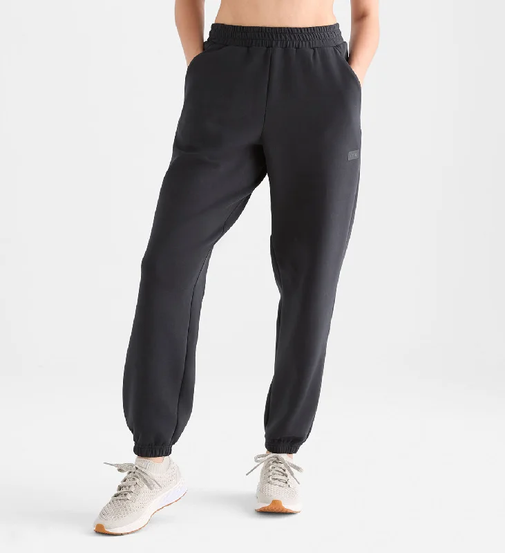 women's classic pantsaWomen's Allday Elements Sweatpant