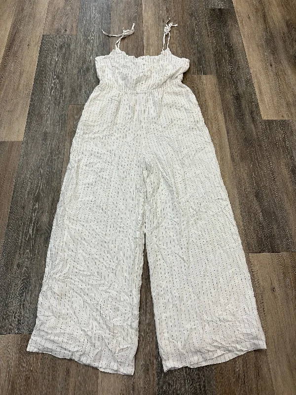 women's jumpsuits made of velvetJumpsuit By Cupcakes And Cashmere In White, Size: S