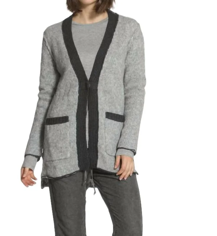 Discounted High-Quality Wool SweatersBoucle Snap Cardigan In Grey/charcoal