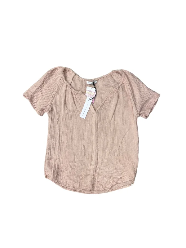 cozy women's tops for fall and winterTop Short Sleeve By Evereve In Pink, Size: Xs