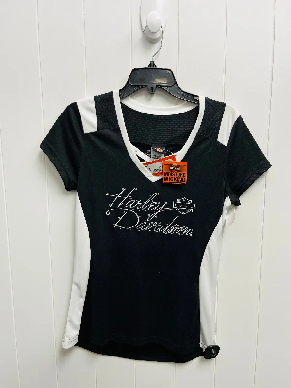 women's tops for those who love to dress up their casual looks with stylish topsTop Short Sleeve By Harley Davidson In Black & White, Size: S