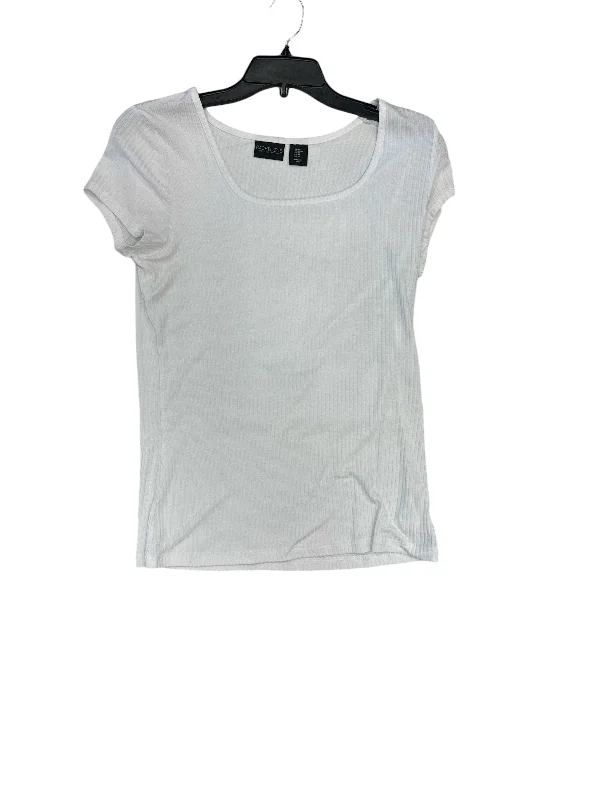 women's tops for those who want to make a bold fashion statement with their choice of topsTop Short Sleeve By Rachel Zoe In White, Size: M